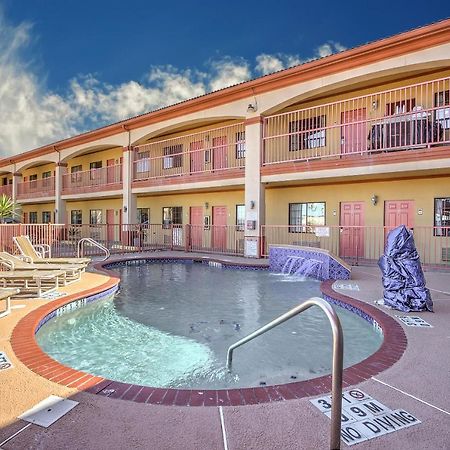 Casa Rosa Inn Port Isabel Exterior photo